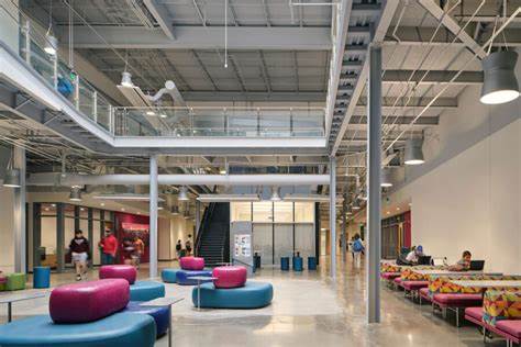 Reviving Dead Malls and Dying Colleges: 2 Successful Cases of Adaptive Reuse