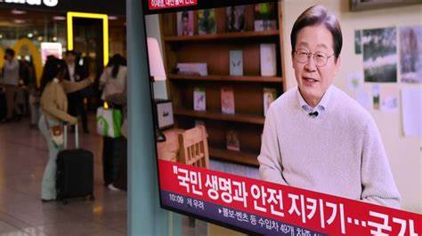South Korea’s opposition leader Lee Jae-myung enters presidential race