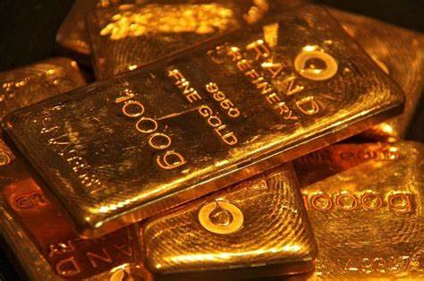 Gold Drops to Two-Week Low as Trade Hopes Curb Haven Appeal