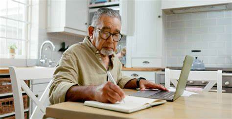 A new ‘senior bonus’ could give older adults a $4,000 tax break. Here’s who would qualify
