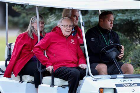Berkshire Hathaway stock drops after CEO Warren Buffett announces successor