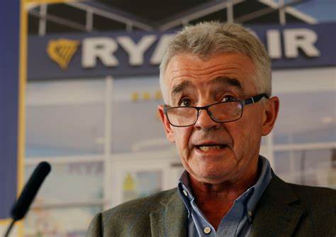 O’Leary in line for €100m bonus as Ryanair shares hit record high