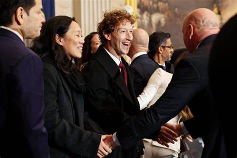 Zuckerberg reportedly cozied up to Trump so he could settle his FTC lawsuit for $450m instead of $30bn
