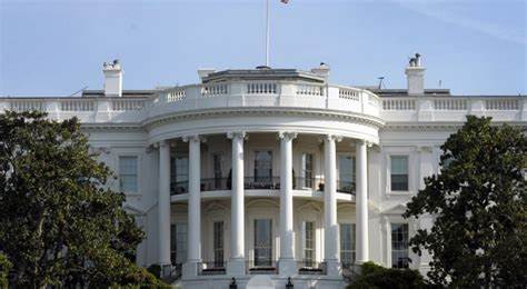 Moody's downgrades US credit rating, citing rising debt