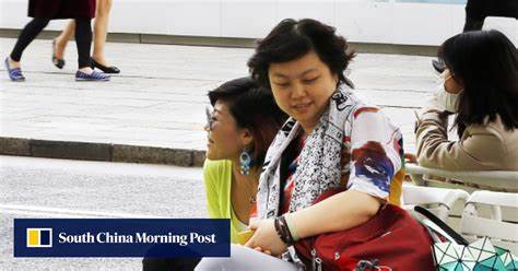 China widens tax rebates for foreign tourists to boost spending