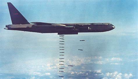 Listen to This Harrowing Audio of B-52s Bombing Hanoi [video]