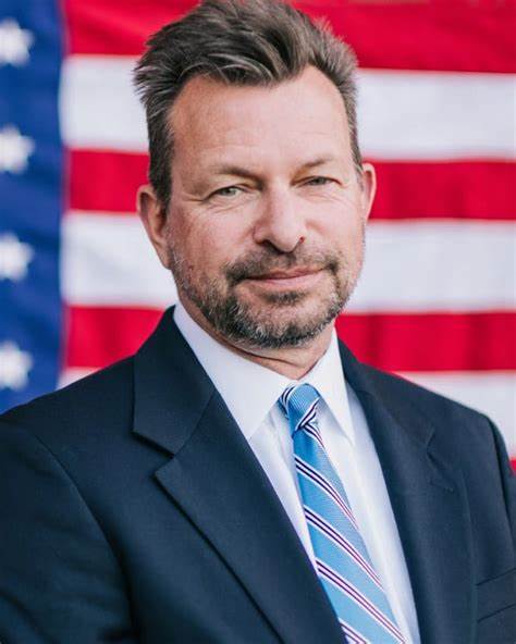 Senator Moffitt hat einen Gesetzentwurf zum Kryptowährungs-Mining für die Landkreise Henderson, Polk und Rutherford eingereicht – Yahoo Finance
