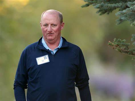What to know about Greg Abel, Warren Buffett's successor at Berkshire Hathaway