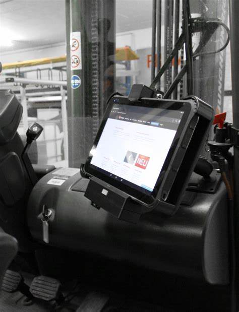 betreut den Bereich „Mobilgeräte, Tablets und Zubehör“