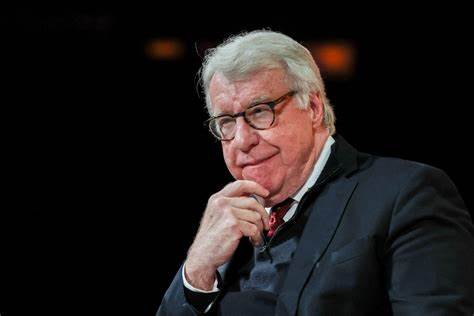 Short-seller Chanos questions bitcoin-holding pioneer Strategy's valuation premium