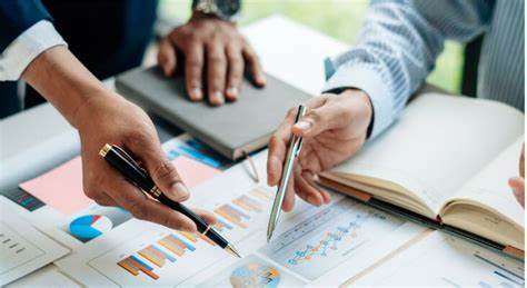 Ask an Advisor: Are CDs Really Better Than Hiring a Financial Advisor?