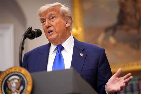 Fridays Get Hectic as Traders Prep for Weekend News From Trump