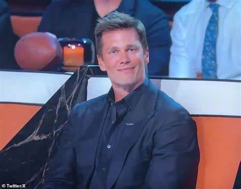Tom Brady wird im Live-Netflix-Special geröstet: NFL GOAT wird GROAT, weil Streaming Giant weiterhin auf Sportinhalte setzt
