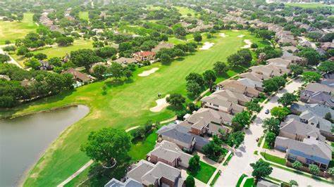 Proximity to Golf Courses and Risk of Parkinson Disease