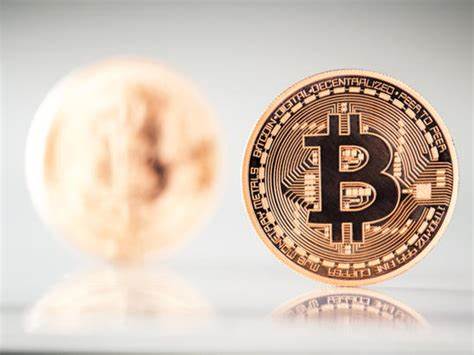Cathie Wood Sees Bitcoin Surging More Than 1,500% This Decade