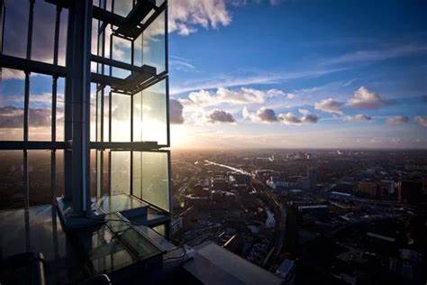 Why does the Beetham Tower hum?