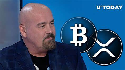 XRP Lawyer John Deaton Attends Bitcoin Conference, Gains Maxis Support - CoinGape