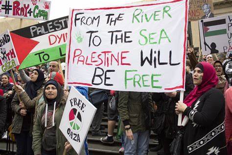 EU to support Palestinians with €1.6-billion aid programme