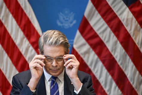 The Ditch-America Trade Now Has Its Own Acronym: ABUSA