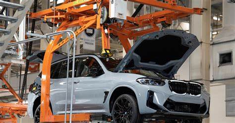 US manufacturing output barely rises in May