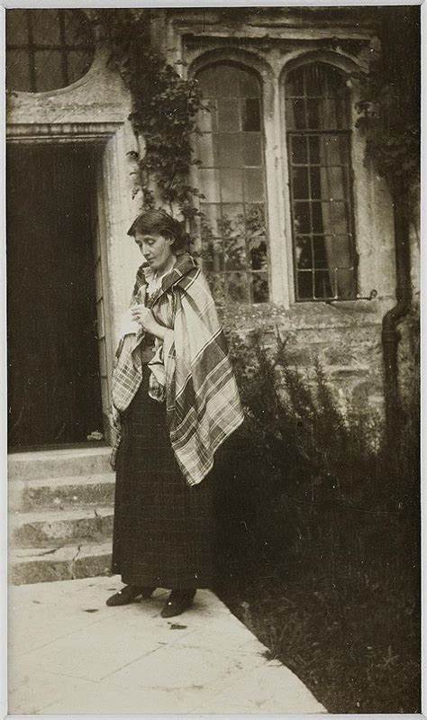 Woolf Contra Middlebrow