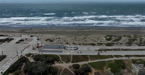 This California Highway Is Now a Park. The Cars Are Gone, but Not the Anger