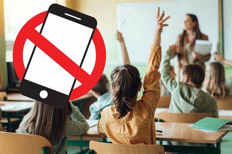 Alabama bans student cellphone use in schools under new law signed by Governor