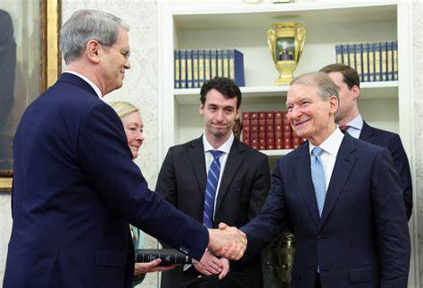 Paul Atkins sworn in as SEC chairman