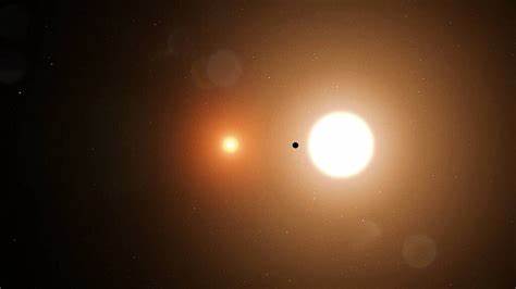 Planet squeezed in between two stars