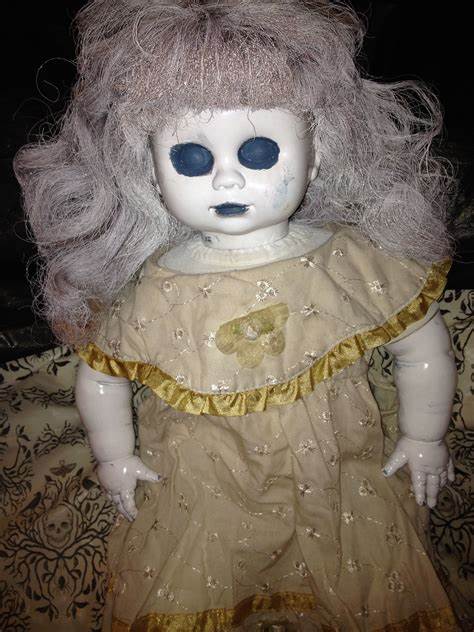 Ghosts and Dolls
