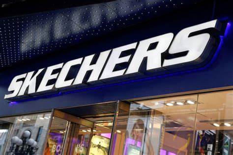 Analysis-Retailers pummeled by Trump's trade war entertain more 'take-private' offers