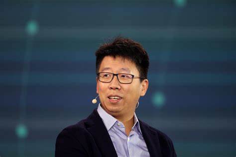 Airwallex shows why crypto will struggle to win the cross-border payment game - Fortune