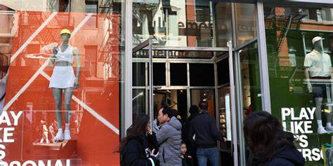 Lululemon Shares Tumble on Warning That Tariffs Will Hurt Profit