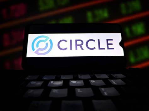 Circle stock price skyrockets 234% in less than 30 minutes causing multiple trading halts