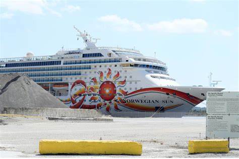 Norwegian Cruise Stock Tumbles After Earnings. Why Wall Street’s Worried