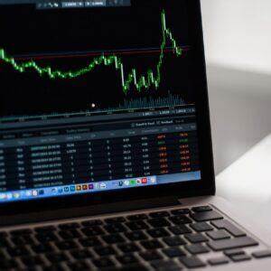 Ethereum Products Face $61M Outflows, While Solana Sees $1.6M Inflows Amid Broader Crypto Market Decline - CryptoGlobe