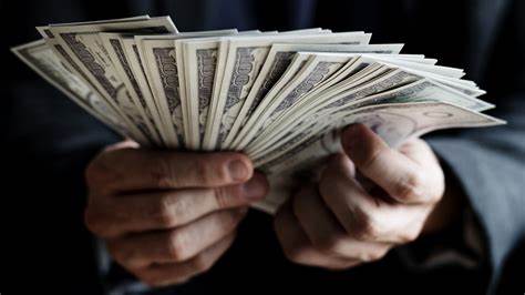 Bank of America: Investors’ Cash Levels Hit 15-Year Low Earlier This Year (and What It Means for Your Portfolio)