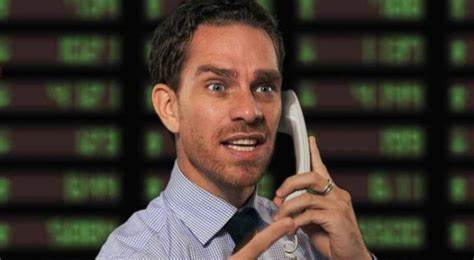 Study: The typical investment adviser can't beat the S&P 500 - Yahoo Finance