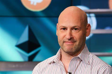 NFT-Durchbruch: Joe Lubin, Mitbegründer von Ethereum, schafft eine zu 99 % energieeffiziente Blockchain – und Damien Hirst ist ihr ... - Art Newspaper
